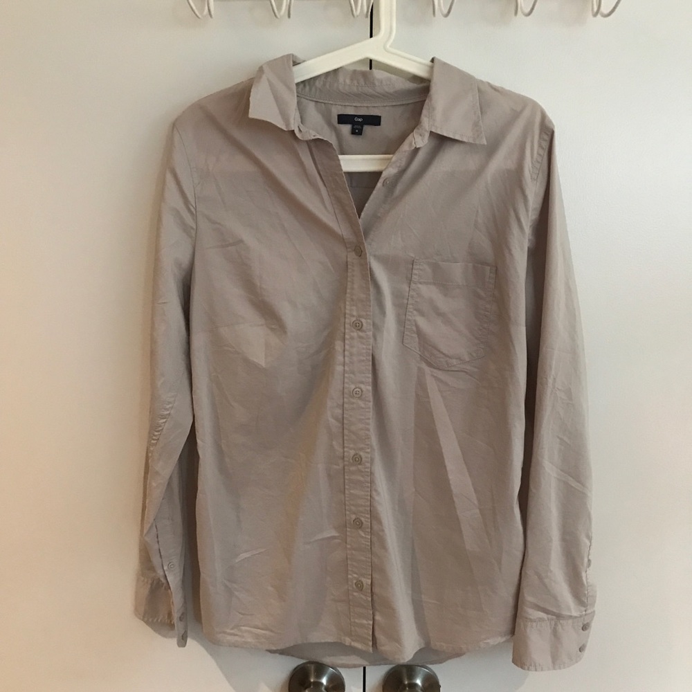 Light Grey with a hint of mauve GAP shirt